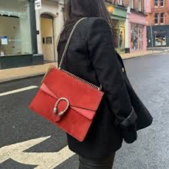 Gucci Red Suede Large Dionysus Shoulder Bag - Picture 7 of 17